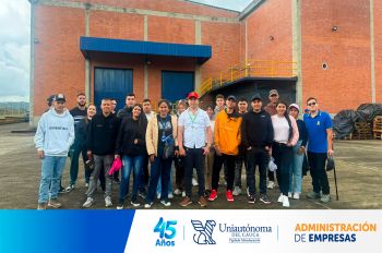 Estudiantes de Administración de Empresas Visitan la Empresa METREX SA: Una Experiencia de Aprendizaje Práctico