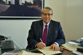 ¡Cuarenta Años construyendo Academia!