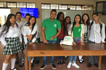 Estudiantes de Ingeniería Ambiental hacen capacitaciones en la Institución Educativa Los Comuneros